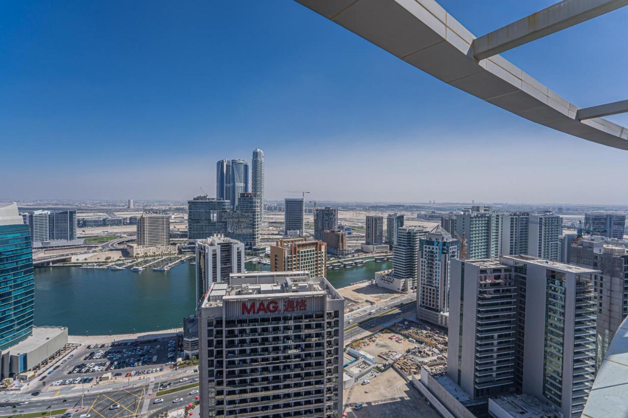 شقة Higuests - Spacious Studio With City Views Near Dubai Mall المظهر الخارجي الصورة